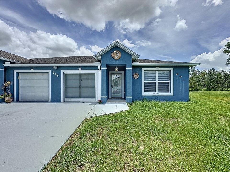 725 Bittern Ln in Kissimmee, FL - Building Photo