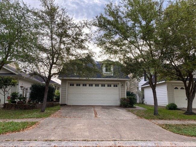 property at 5830 Silver Oak
