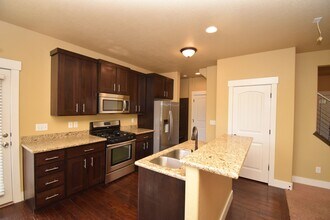 4056 S Olivia Ct in Murray, UT - Building Photo - Building Photo