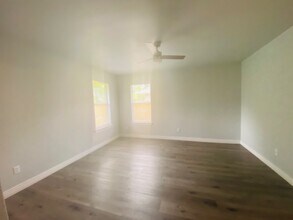 1925 S 11th Pl in Rogers, AR - Building Photo - Building Photo