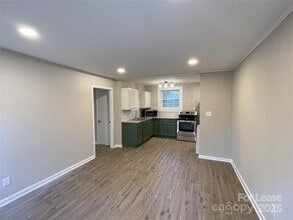 2800 Carol Ave in Charlotte, NC - Building Photo - Building Photo