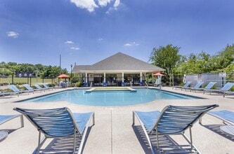 Aventura at Towne Centre in Ellisville, MO - Foto de edificio - Building Photo
