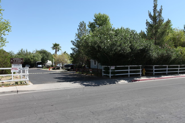 Midway Trailer Park in Henderson, NV - Building Photo - Building Photo