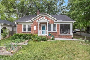 1755 Langston Ave SW in Atlanta, GA - Building Photo