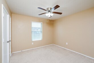 21370 Beacon Springs Lane in Katy, TX - Foto de edificio - Building Photo