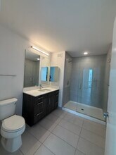 150 W Superior St, Unit 2738 in Chicago, IL - Building Photo - Building Photo