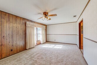 1402 Glendale St in Greenville, TX - Building Photo - Building Photo