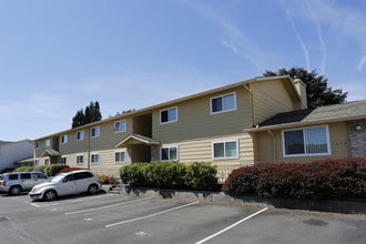 Beverly Gardens Apartments in Gresham, OR - Building Photo - Building Photo