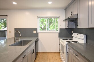 1355 Sage Hen Way in Sunnyvale, CA - Building Photo - Building Photo