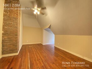 369 S Broadway Park in Lexington, KY - Building Photo - Building Photo