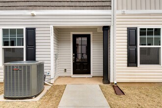 305 Moshe Feder Wy in La Vergne, TN - Building Photo - Building Photo