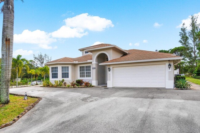 11538 Persimmon Blvd in West Palm Beach, FL - Foto de edificio - Building Photo