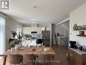 736 Eminence St in Ottawa, ON - Building Photo - Building Photo