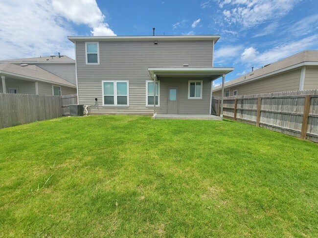 7106 Whipsaw Pt in San Antonio, TX - Building Photo - Building Photo