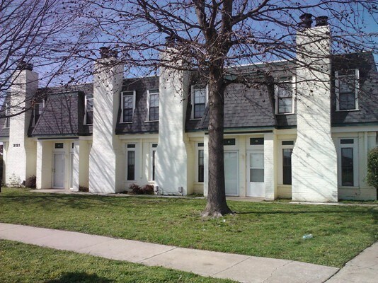 2121 Beaumont Dr in Norman, OK - Building Photo