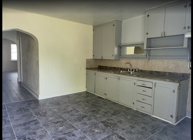property at 2121-2123 S 17th St