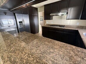 40940 Avenida Estrada in Palm Desert, CA - Building Photo - Building Photo