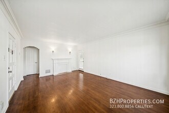 7758 Rosewood Ave in Los Angeles, CA - Building Photo - Building Photo