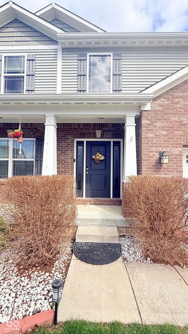 4674 W Chert Dr in New Palestine, IN - Building Photo - Building Photo