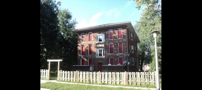 The Elgin Apartments