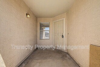 932 W 19th Ave in Apache Junction, AZ - Building Photo - Building Photo
