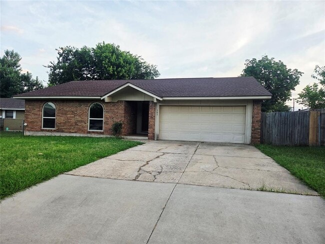 property at 105 SW 16th St