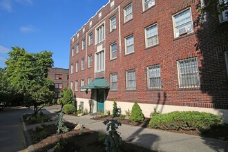 Lancaster in Seattle, WA - Building Photo - Interior Photo