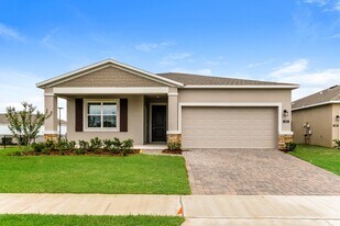 2039 Hemingway Cir in Groveland, FL - Building Photo