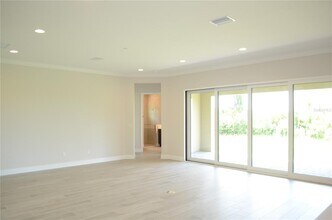 35482 Big Hawk Dr in Zephyrhills, FL - Building Photo - Building Photo
