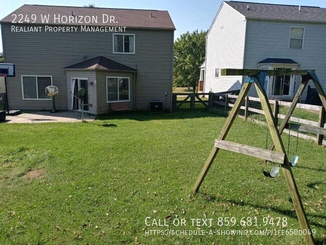 2249 W Horizon Dr in Hebron, KY - Building Photo - Building Photo