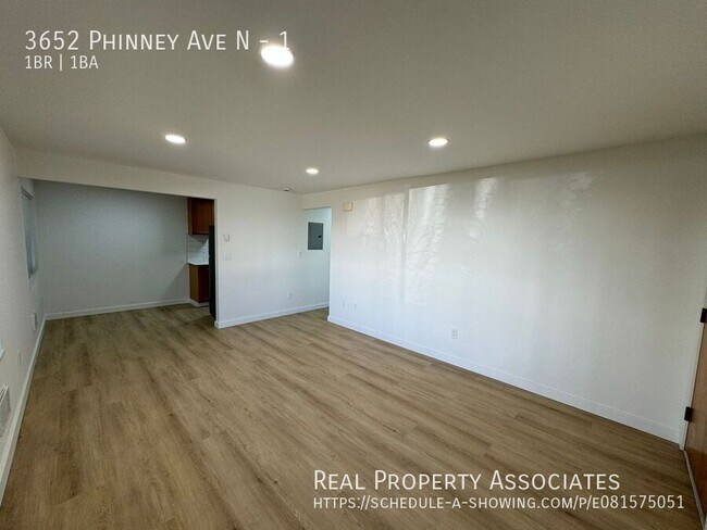3652 Phinney Ave N in Seattle, WA - Building Photo - Building Photo