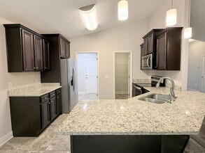 5401 Harmony Ln in Gulf Breeze, FL - Building Photo - Building Photo