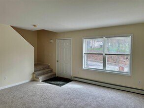 34 Miller Hill Rd in East Fishkill, NY - Building Photo - Building Photo