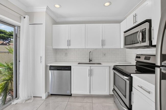 property at 6665 Via Regina