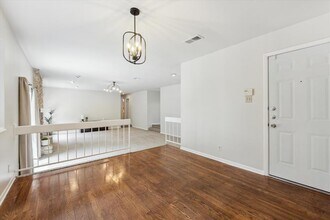 3609 Peregrine Falcon Dr in Austin, TX - Building Photo - Building Photo