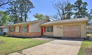 6326 Guadalupe St in Houston, TX - Building Photo - Building Photo