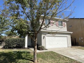 2799 Silhouettes St in Manteca, CA - Building Photo