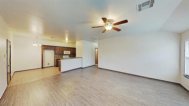 1722 W Palm Pl in Oklahoma City, OK - Building Photo - Building Photo