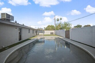 1281 E Hermosa Dr in Tempe, AZ - Building Photo - Building Photo