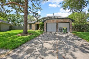 4303 Morris Ct in Pearland, TX - Building Photo