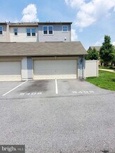 5409 Double Day Ln in Waldorf, MD - Foto de edificio - Building Photo