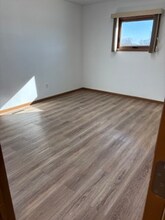 1297 S Frederick Ave, Unit 1 in Oelwein, IA - Building Photo - Building Photo