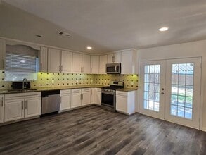 3817 Rainier St in Irving, TX - Building Photo - Building Photo