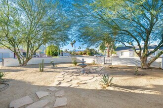 3713 Cll San Antonio in Palm Springs, CA - Building Photo - Building Photo