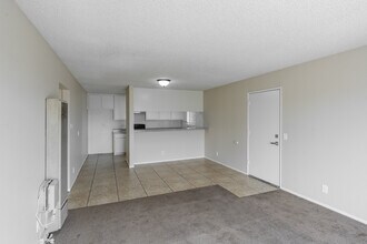 1636 E 6th St. in Long Beach, CA - Foto de edificio - Interior Photo