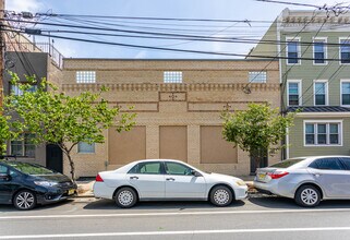 208 Brunswick St in Jersey City, NJ - Building Photo - Building Photo