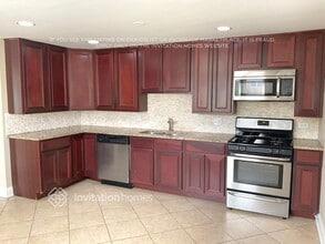 6830 176th St in Tinley Park, IL - Building Photo - Building Photo