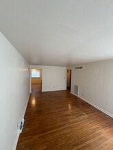 2522 W Newman Pkwy in Peoria, IL - Building Photo - Building Photo