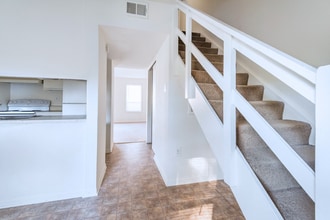 Twin Rivers Townhomes in Hopewell, VA - Building Photo - Building Photo