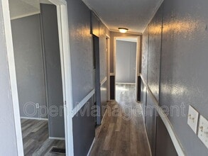 4511 Dirt Rd in Joplin, MO - Building Photo - Building Photo